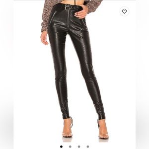 Guizio Belted Leather Pants in Black